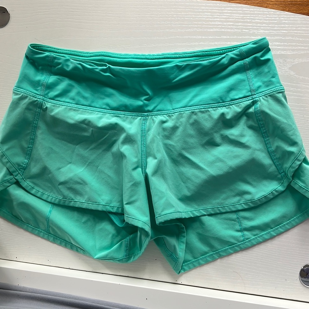 Lululemon Teal Size 4 Speed Up Shorts